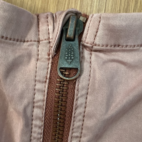 ❤️ Free People Fast Track Onsie Jumpsuit Pantsuit Size XS Withered Rose NWT - Picture 3 of 11